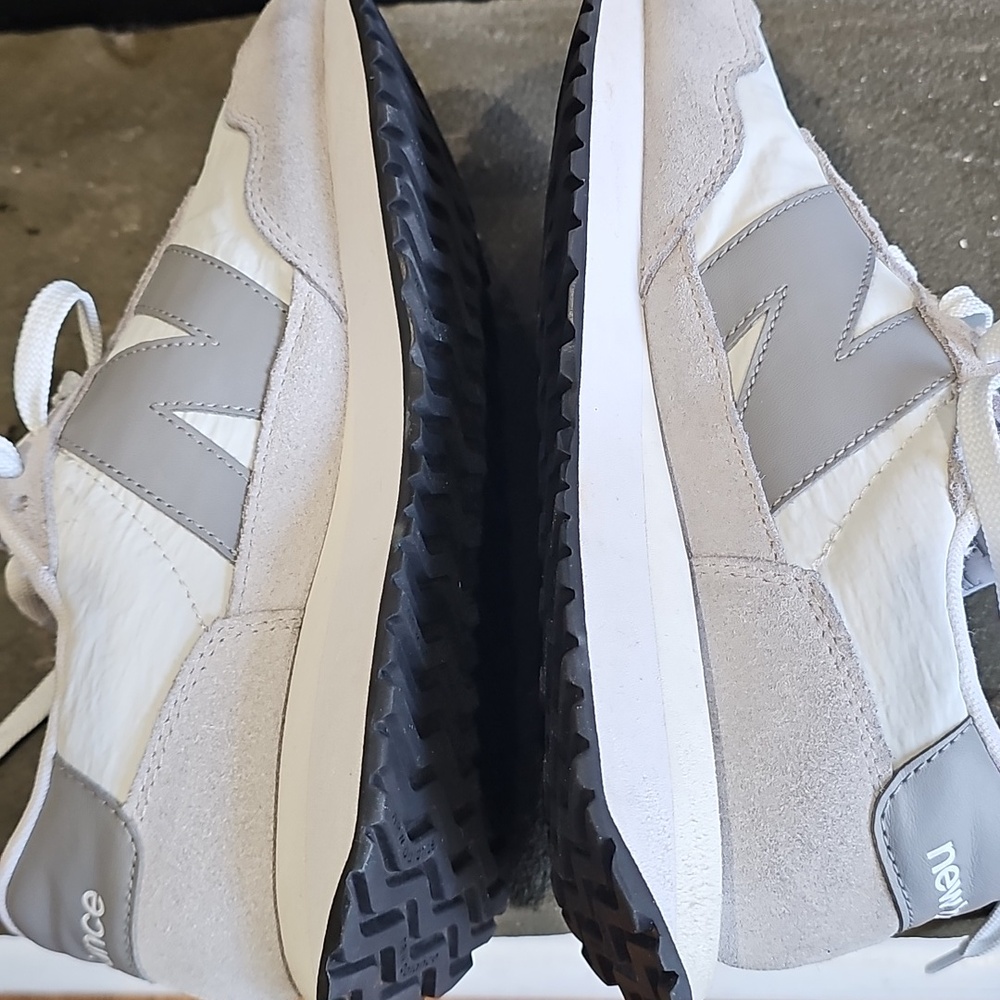 New Balance White & Light Gray Casual Runner Sneakers - Picture 5 of 8